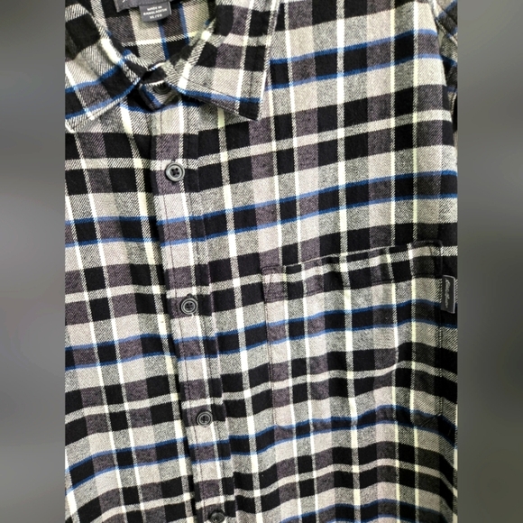 Eddie Bauer Black and White Checkered Flannel Long Sleeve Button Up Size XL - Picture 3 of 6